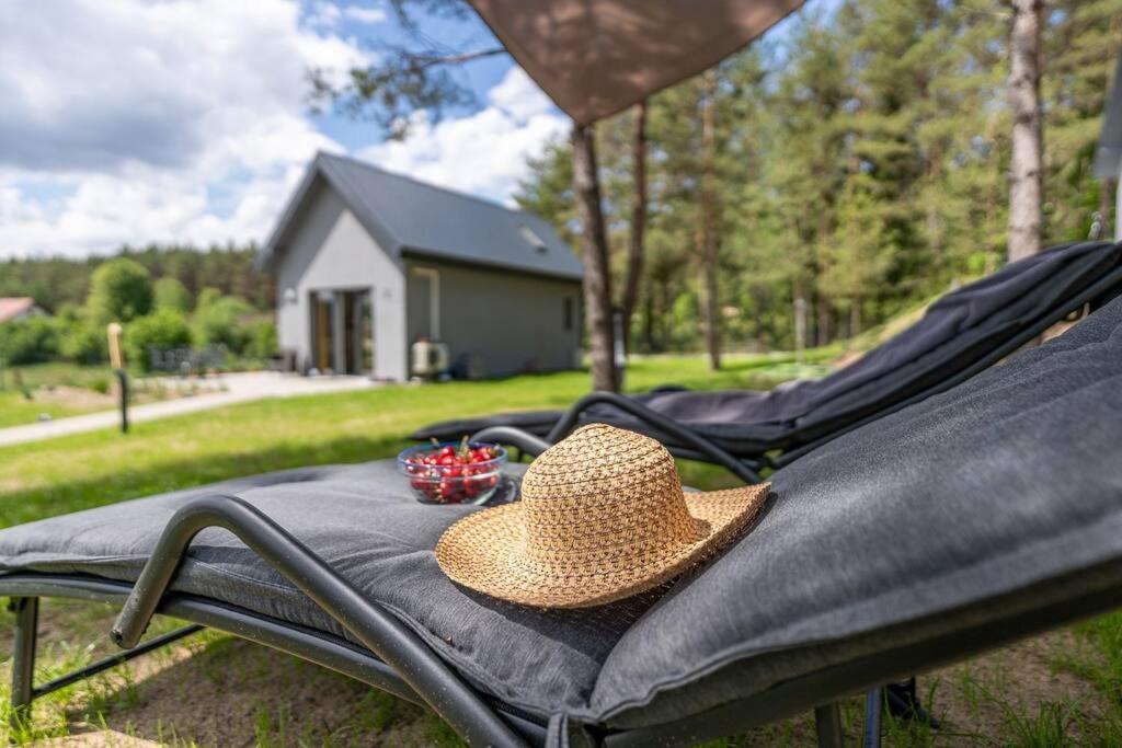 Wrzosowe Wzgorze - Domek Wiejski Klaczno Exterior foto